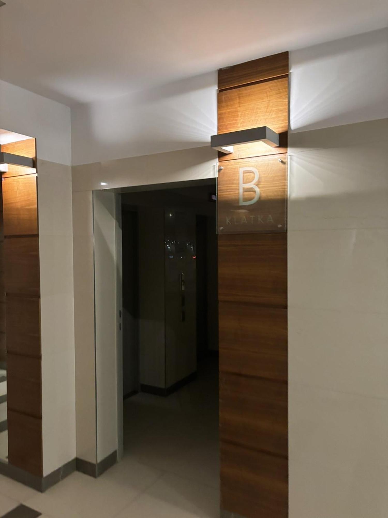 Project Comfort Apartament Zygmunta Slominskiego 5/64 Warsaw Luaran gambar